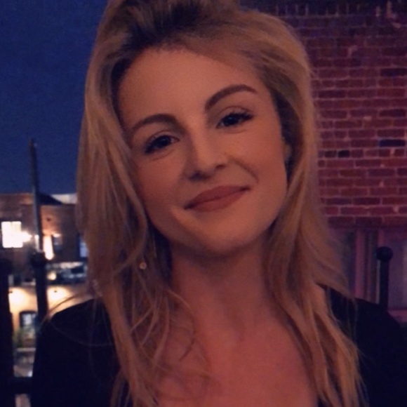 Meet your Posher, Sophie - Picture 1 of 1